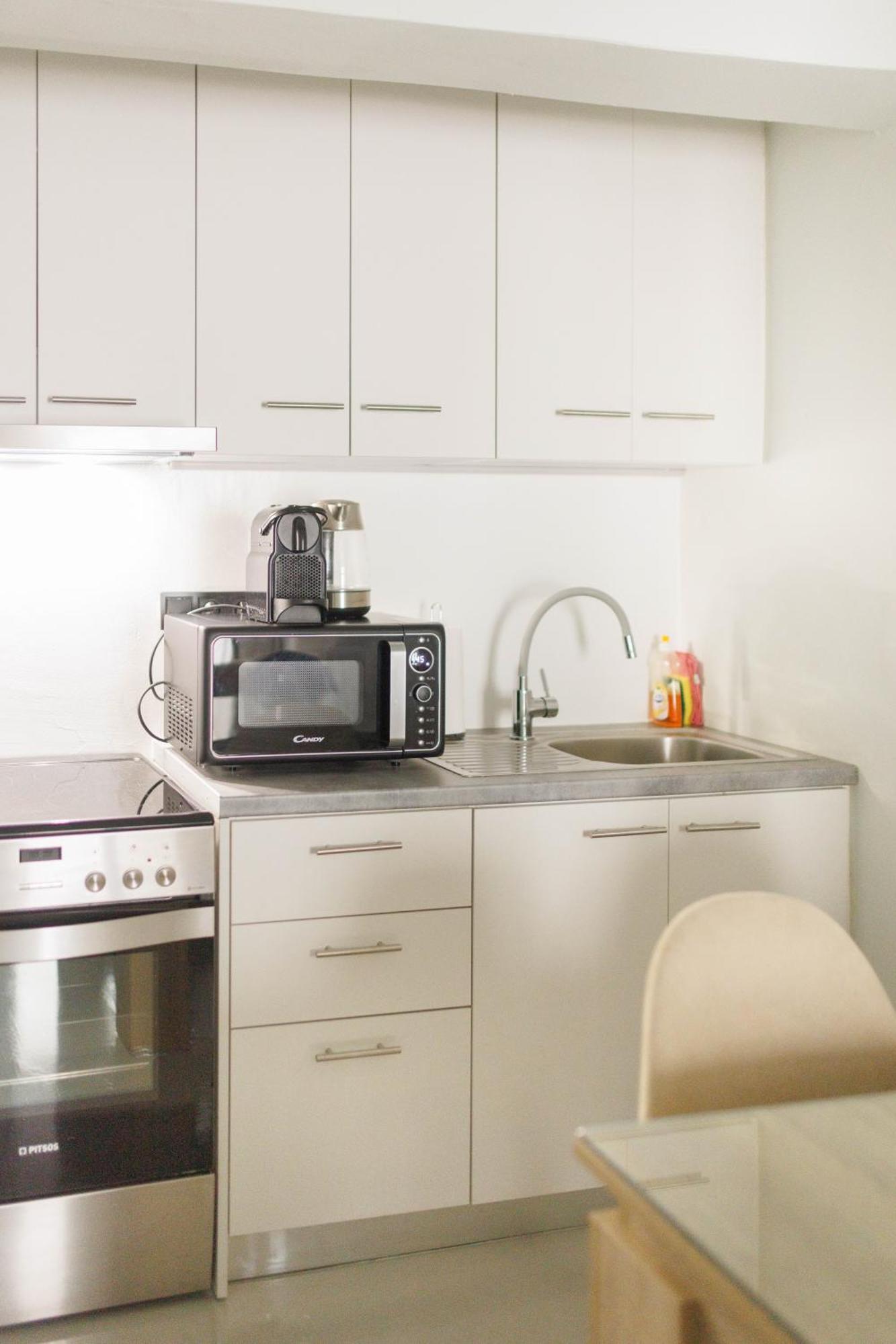 Beautiful Underground Nest With Prv Terrace Apartment Athens Ngoại thất bức ảnh
